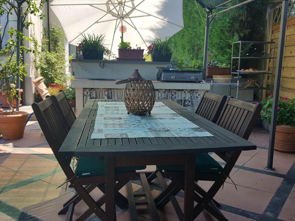 La Terrazza Sui Vigneti-Rovescala Bed & Breakfast San Damiano al Colle Dış mekan fotoğraf