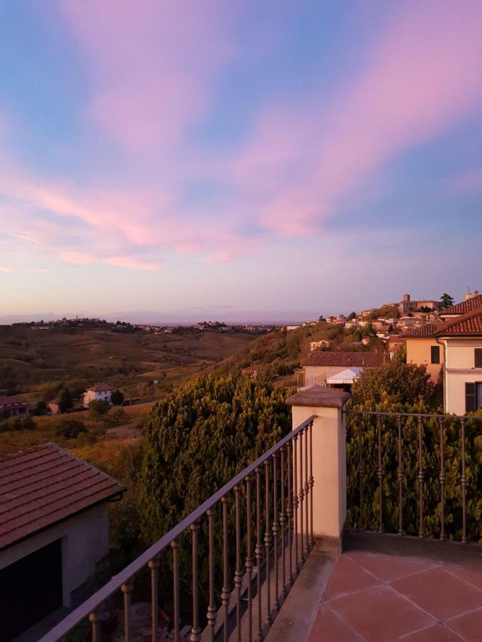 La Terrazza Sui Vigneti-Rovescala Bed & Breakfast San Damiano al Colle Dış mekan fotoğraf