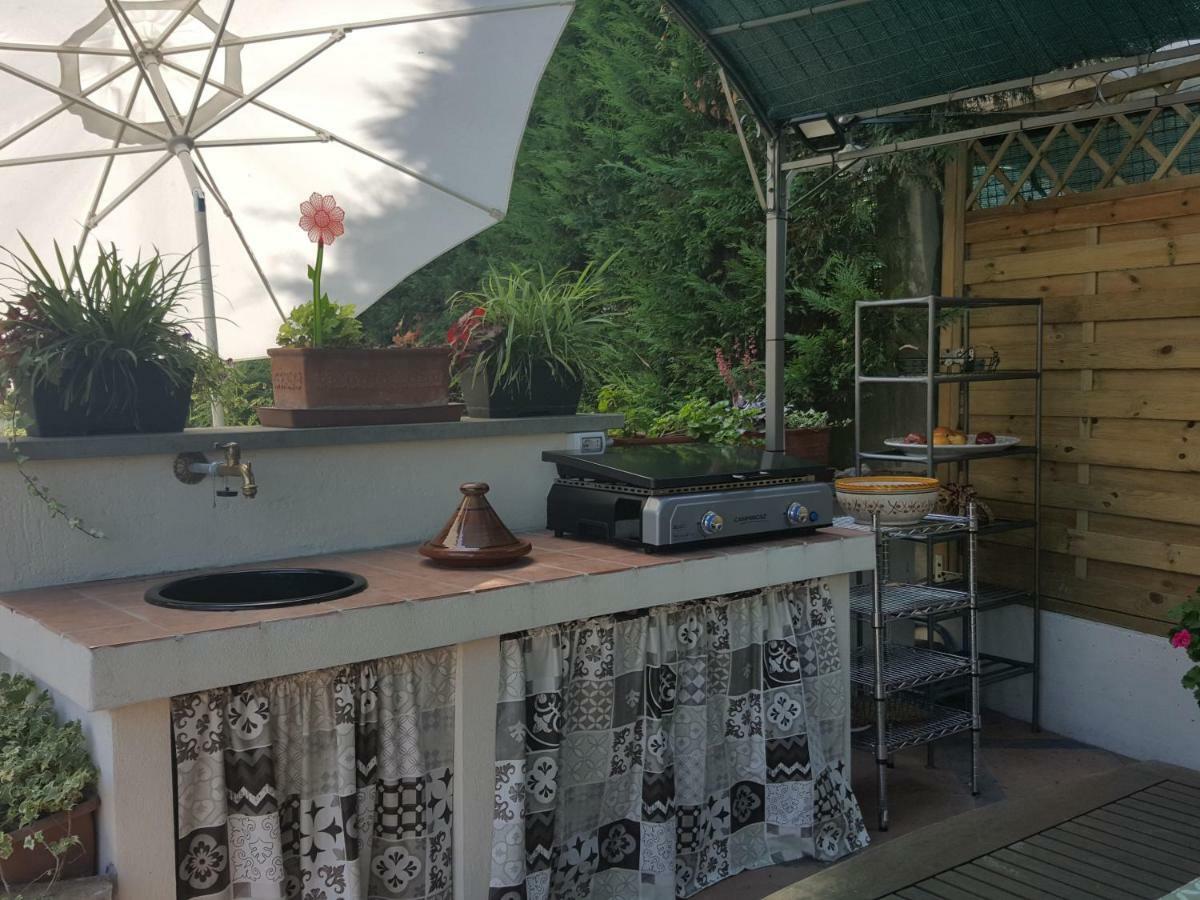 La Terrazza Sui Vigneti-Rovescala Bed & Breakfast San Damiano al Colle Dış mekan fotoğraf